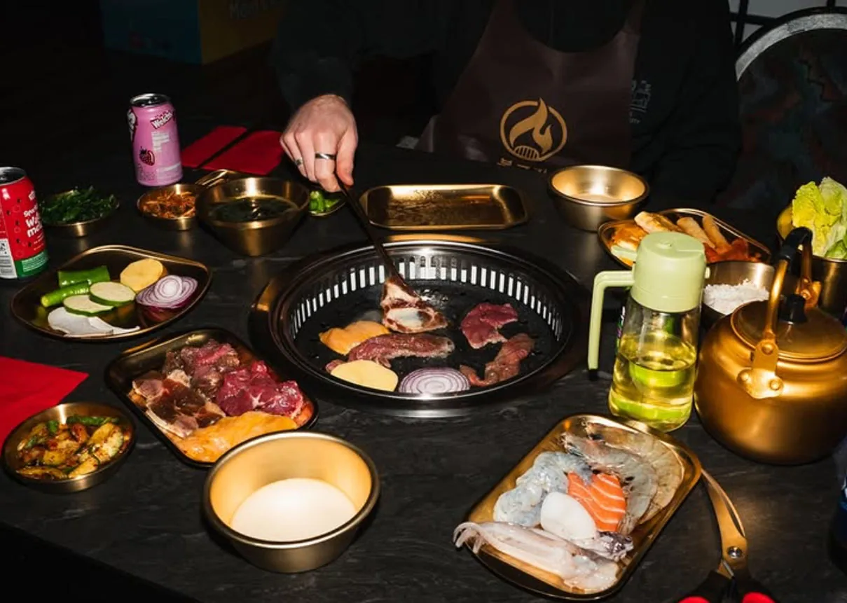 Koreanischer BBQ-Tischgrill im BULGOGI Restaurant Norderstedt